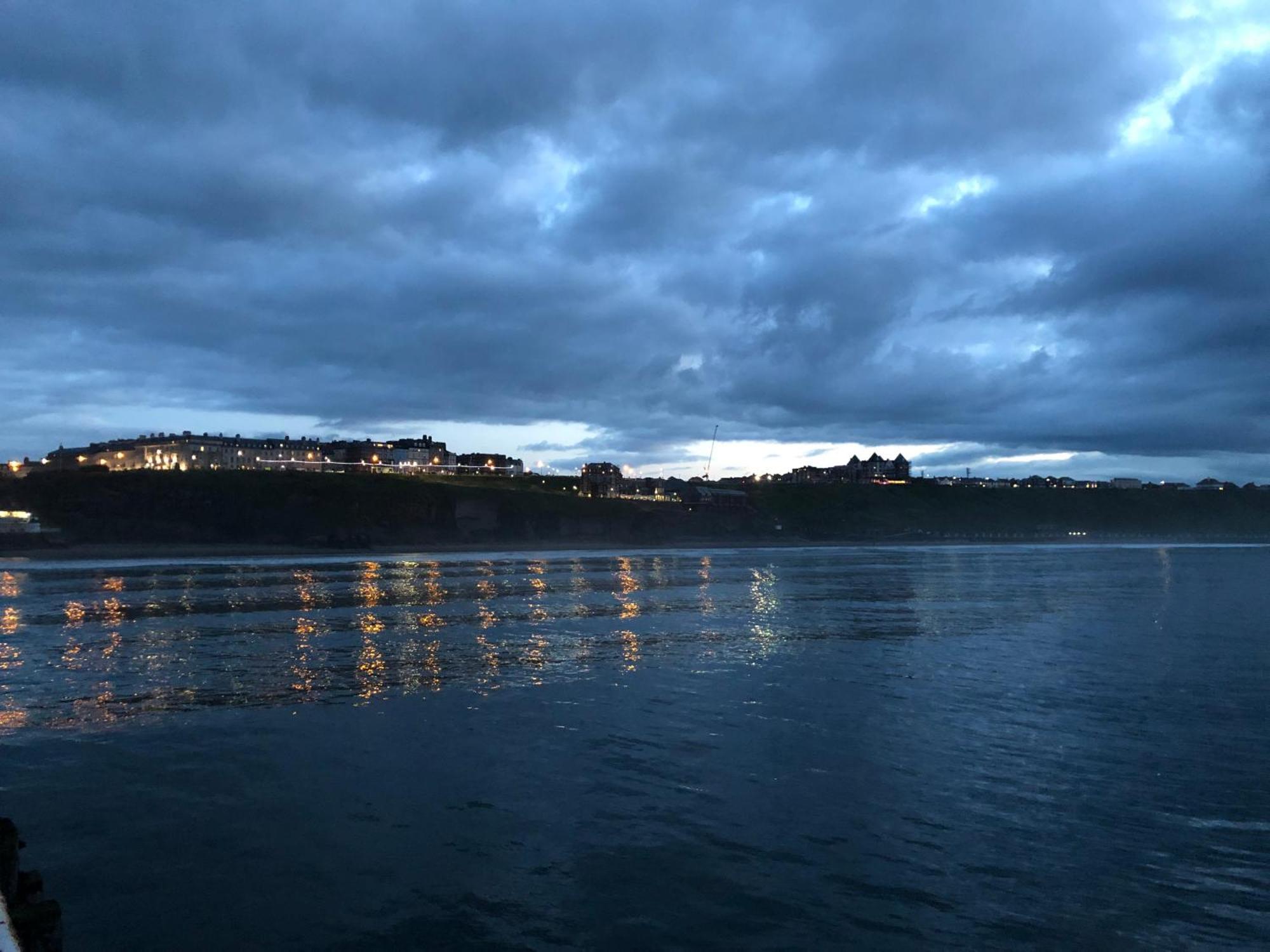 Retro Retreat, Sea View, Free Parking & Ev Plug-In Whitby Exterior foto