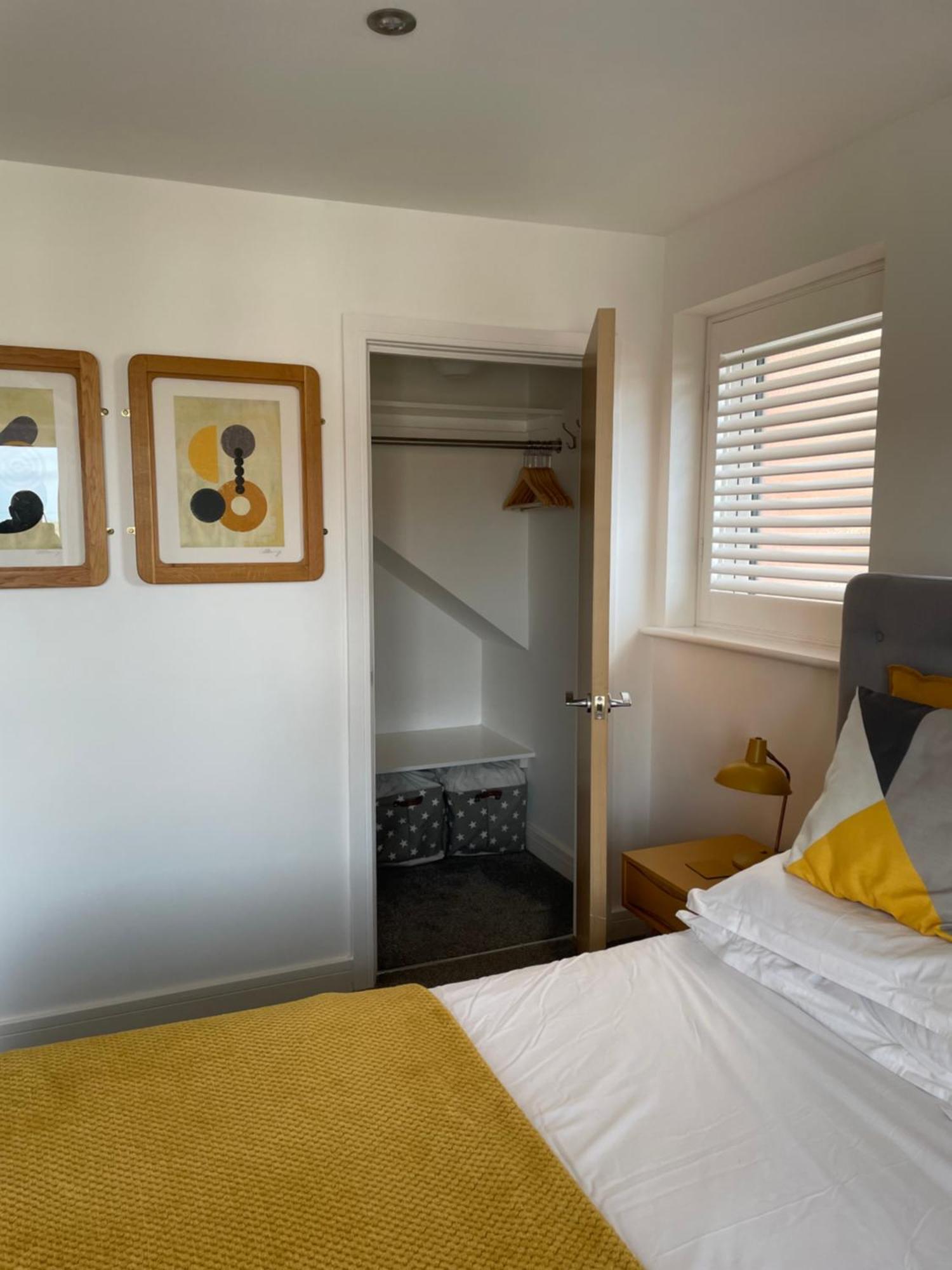Retro Retreat, Sea View, Free Parking & Ev Plug-In Whitby Exterior foto