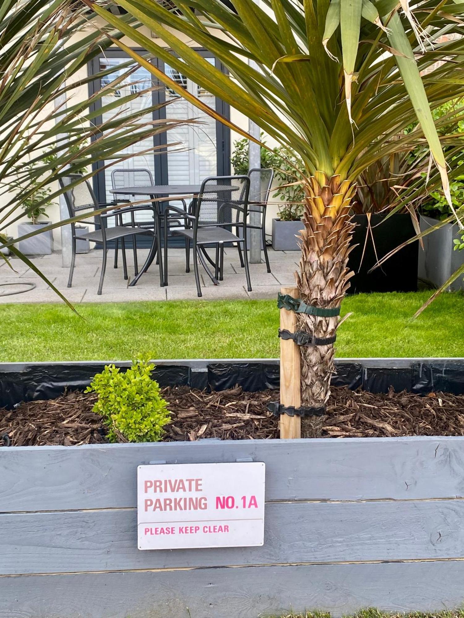 Retro Retreat, Sea View, Free Parking & Ev Plug-In Whitby Exterior foto