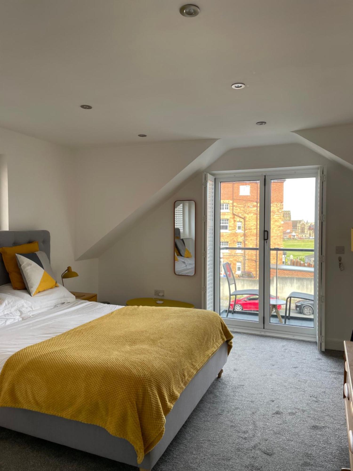 Retro Retreat, Sea View, Free Parking & Ev Plug-In Whitby Exterior foto